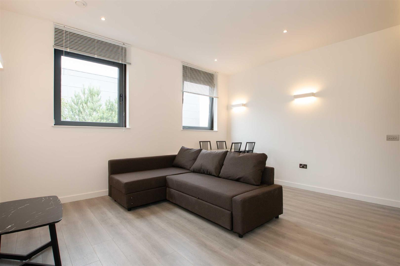 2 Foxhunter Drive, Linford Wood, Milton Keynes